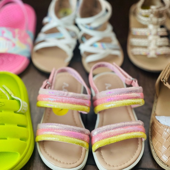 Girls Toddler Sandals - Picture 3 of 4